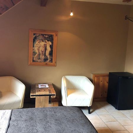 Manoir Ramezay Hotel Marieville Exterior foto