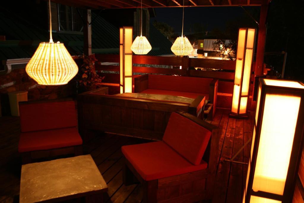 Manoir Ramezay Hotel Marieville Exterior foto